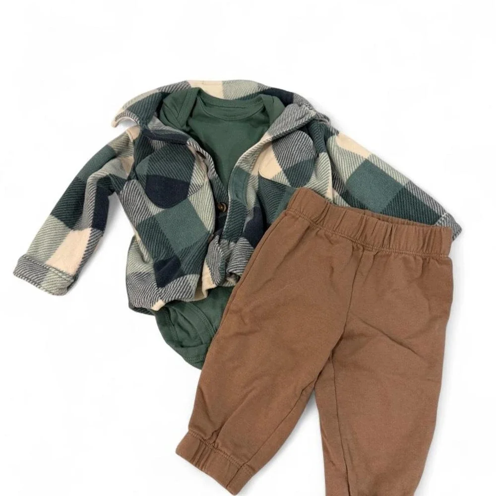 Carters Baby Boy 3pc Set Plaid Fleece Shacket Bodysuit Pants Green Brown 6M